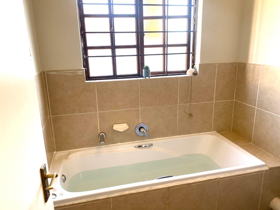 3 Bedroom Property for Sale in Country View Gauteng