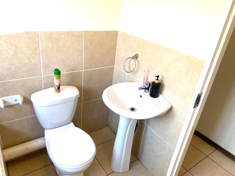 3 Bedroom Property for Sale in Country View Gauteng