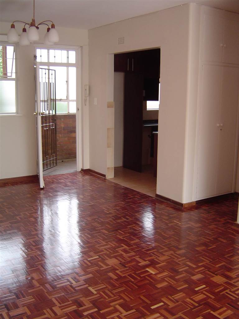 To Let 1 Bedroom Property for Rent in Illovo Gauteng