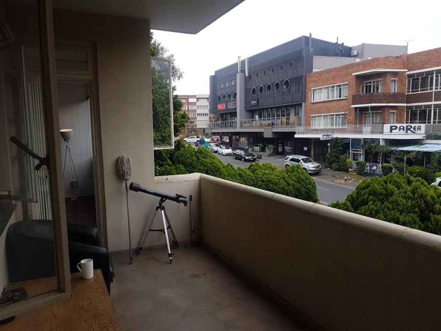 To Let 2 Bedroom Property for Rent in Illovo Gauteng