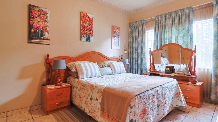 4 Bedroom Property for Sale in Brackenhurst Gauteng