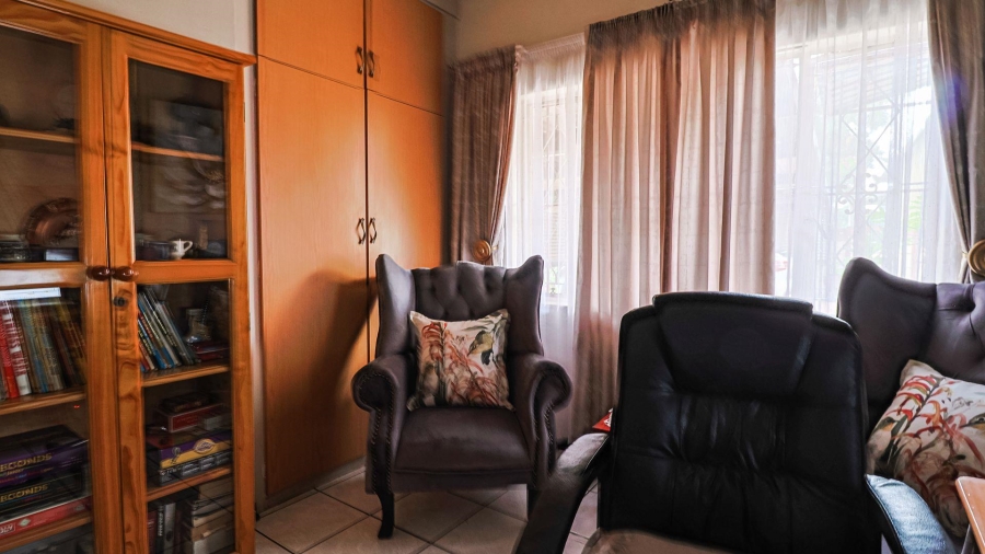 4 Bedroom Property for Sale in Brackenhurst Gauteng