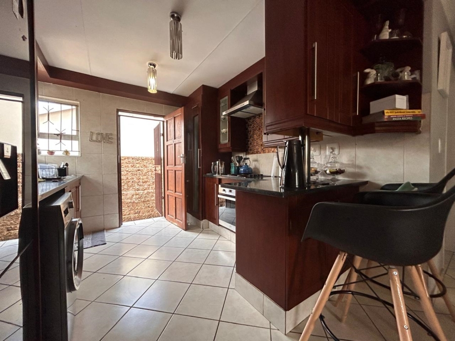 3 Bedroom Property for Sale in New Market Gauteng