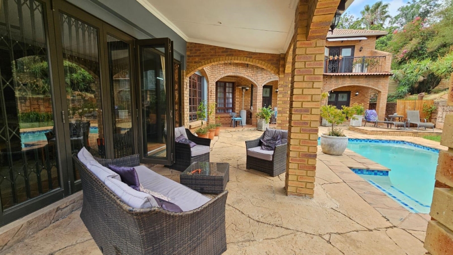 3 Bedroom Property for Sale in Faerie Glen Gauteng