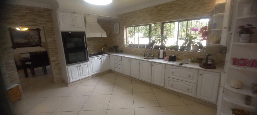 5 Bedroom Property for Sale in Sunward Park Gauteng