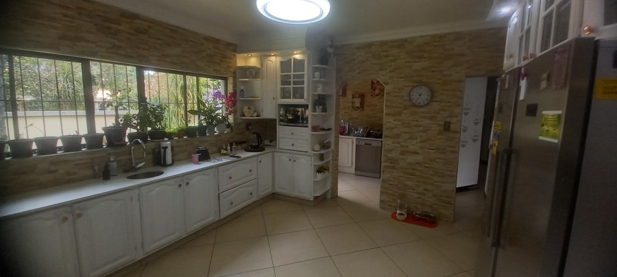 5 Bedroom Property for Sale in Sunward Park Gauteng