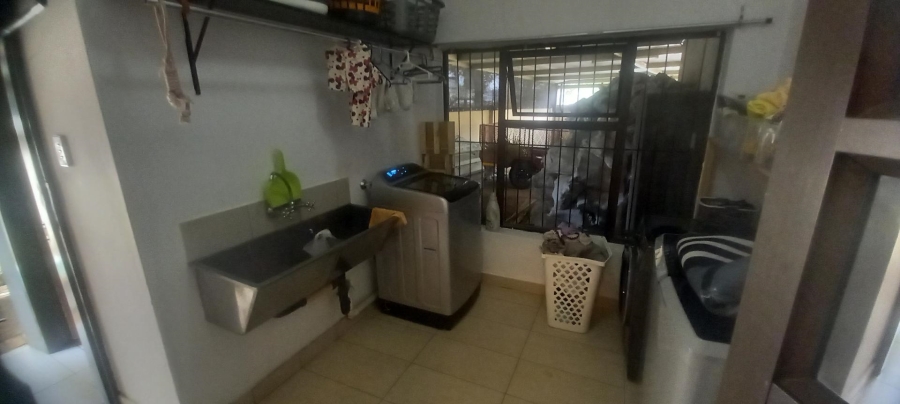 5 Bedroom Property for Sale in Sunward Park Gauteng