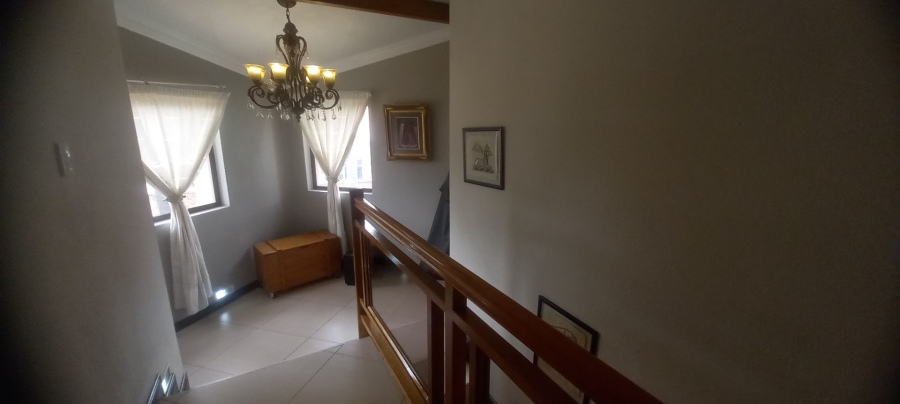 5 Bedroom Property for Sale in Sunward Park Gauteng