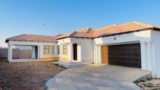 3 Bedroom Property for Sale in Strubenvale Gauteng