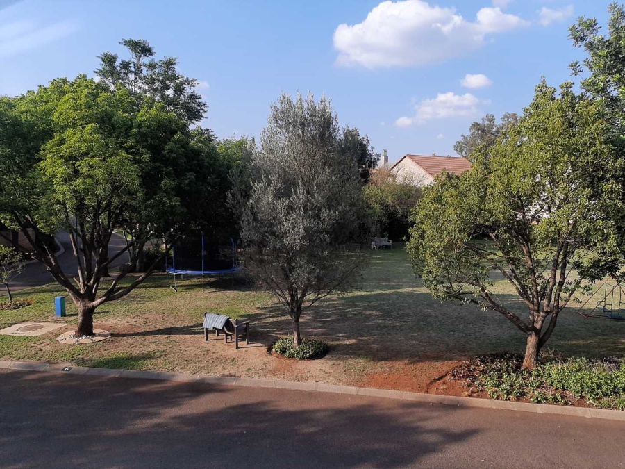 5 Bedroom Property for Sale in Clubview Gauteng