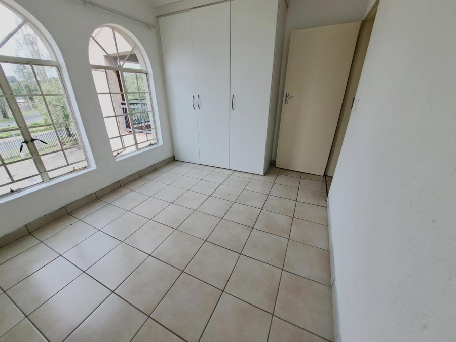 To Let 2 Bedroom Property for Rent in Noordwyk Gauteng