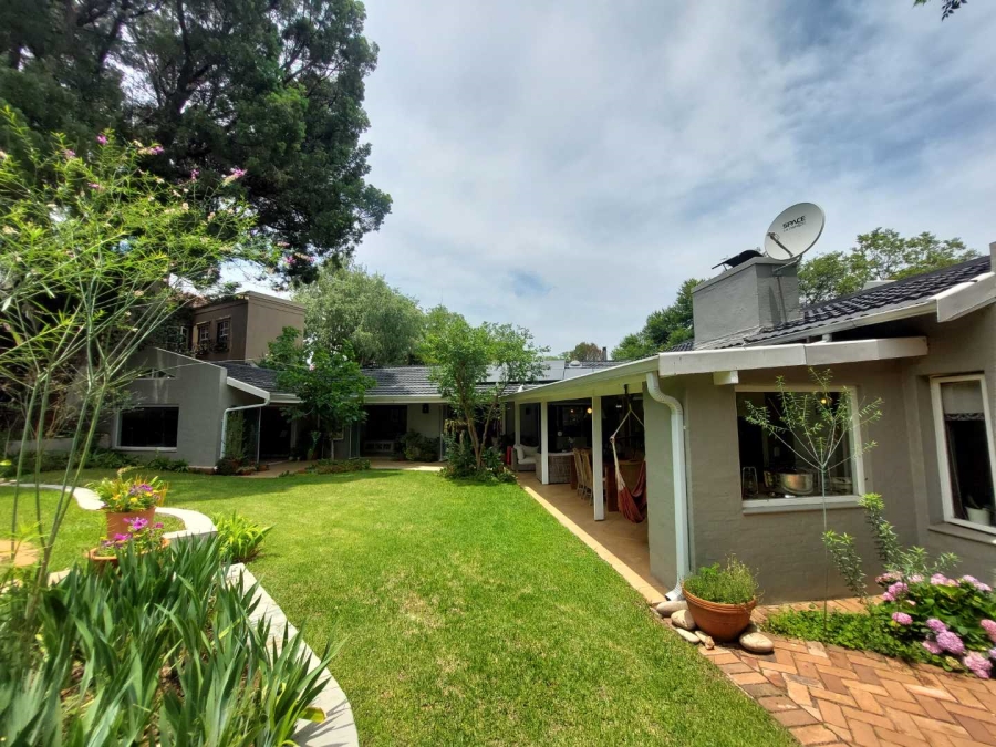 To Let 3 Bedroom Property for Rent in Parktown North Gauteng