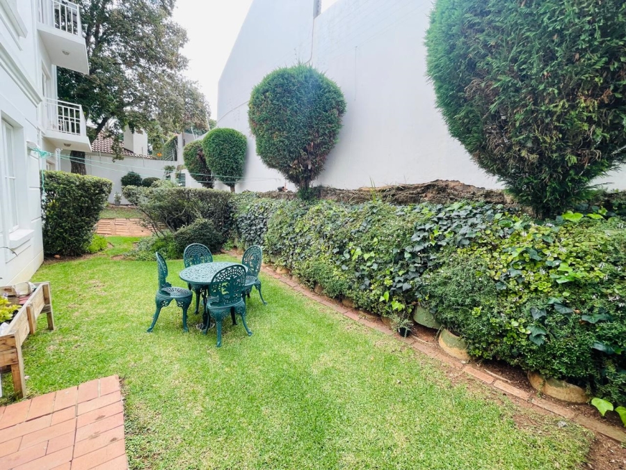 To Let 1 Bedroom Property for Rent in Dunkeld West Gauteng