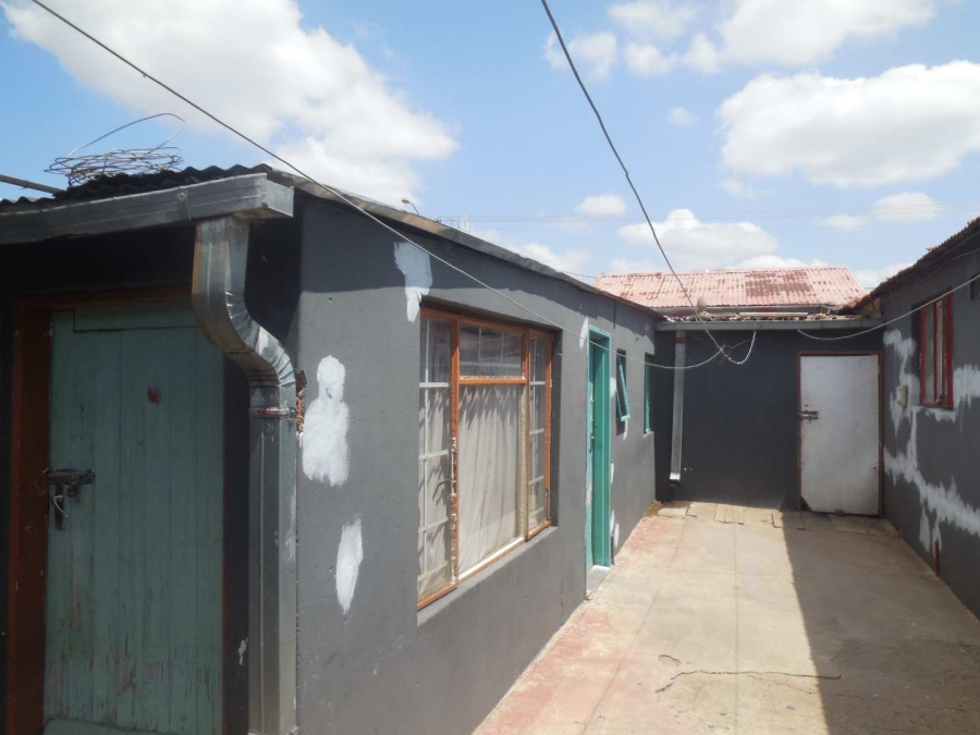 To Let 1 Bedroom Property for Rent in Eersterust Gauteng