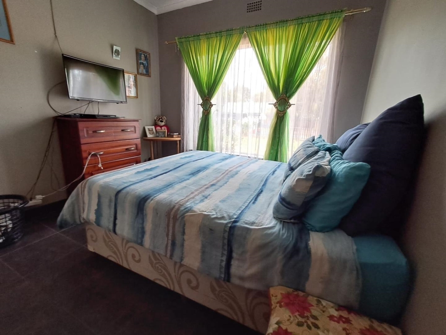 4 Bedroom Property for Sale in Mayberry Park Gauteng