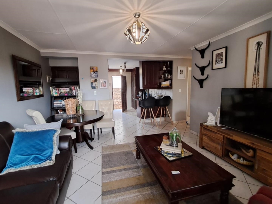 3 Bedroom Property for Sale in New Market Gauteng