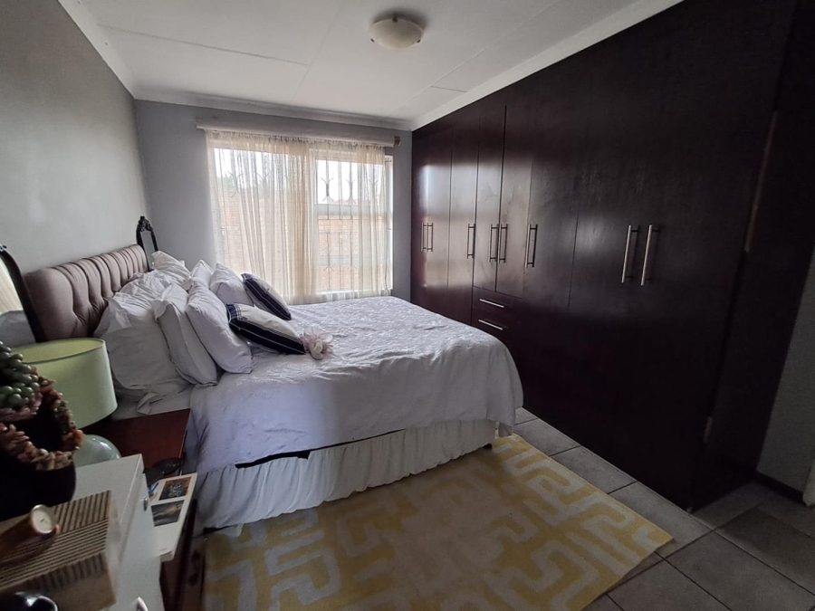 3 Bedroom Property for Sale in New Market Gauteng