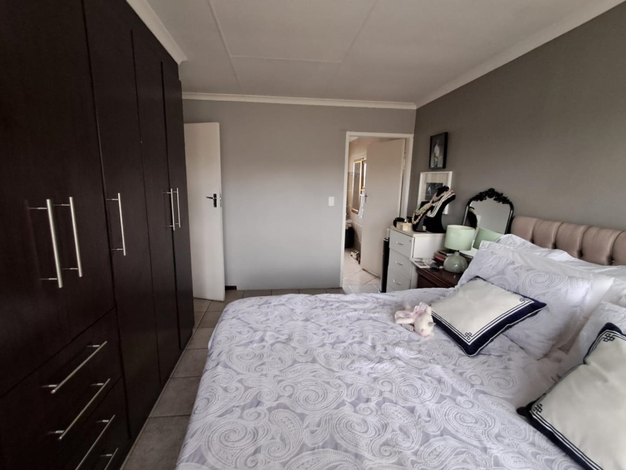 3 Bedroom Property for Sale in New Market Gauteng