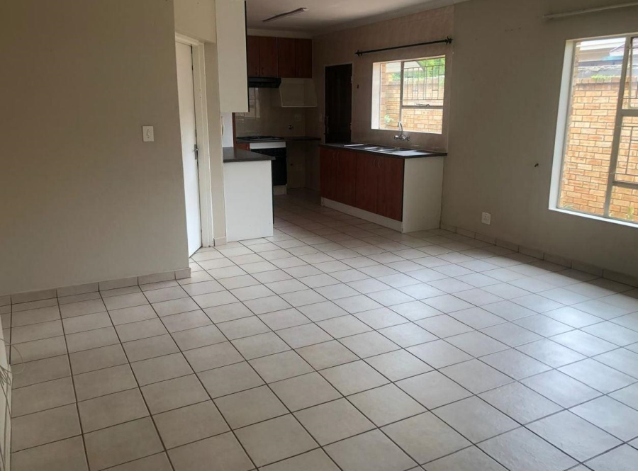 3 Bedroom Property for Sale in New Redruth Gauteng