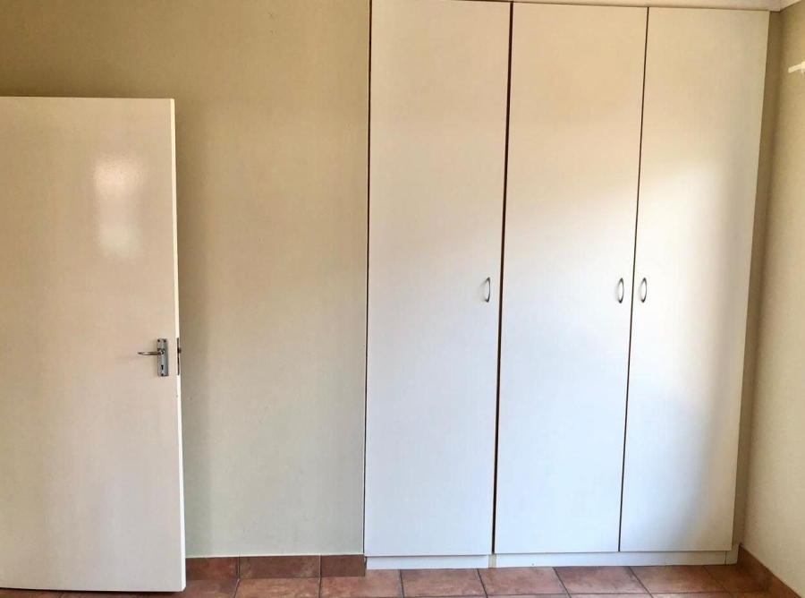 3 Bedroom Property for Sale in New Redruth Gauteng