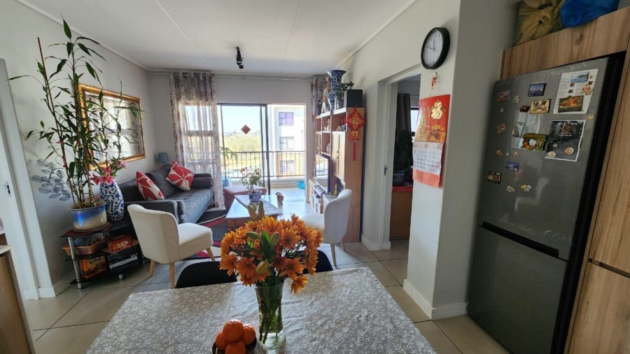 2 Bedroom Property for Sale in Mulbarton Gauteng