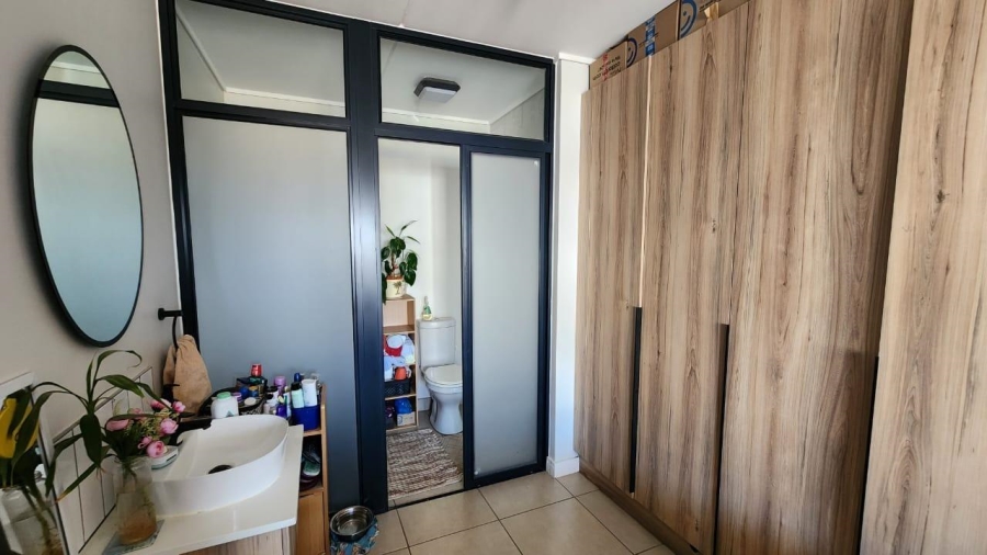 2 Bedroom Property for Sale in Mulbarton Gauteng