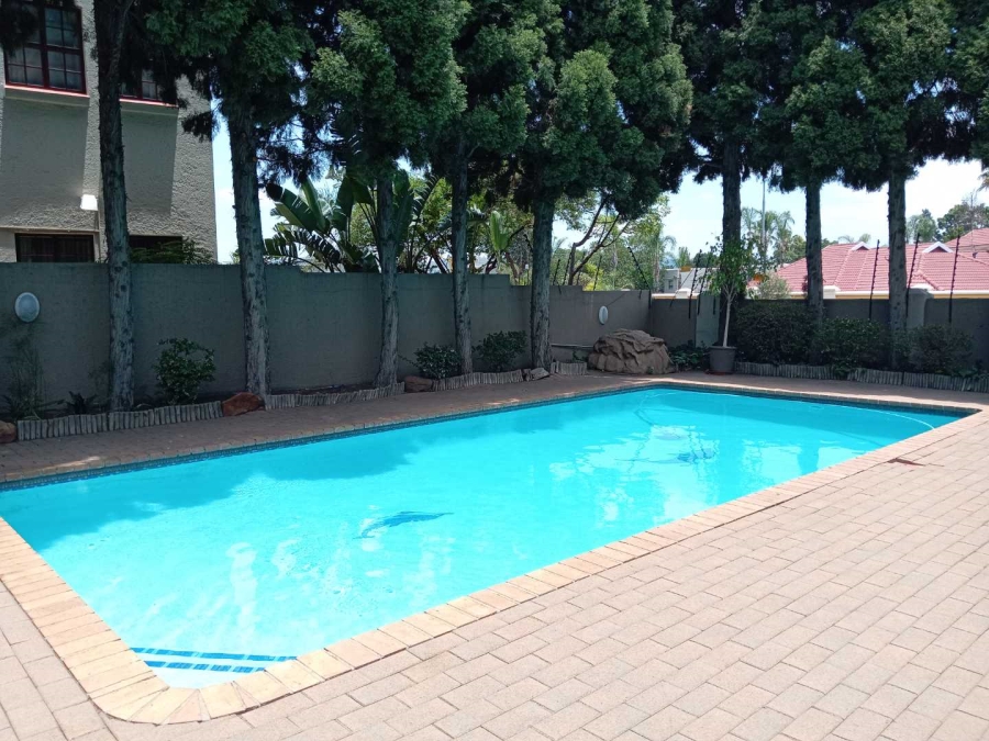 To Let 3 Bedroom Property for Rent in Dowerglen Gauteng