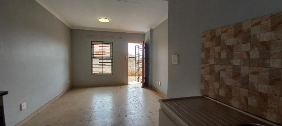 2 Bedroom Property for Sale in Lehae Gauteng