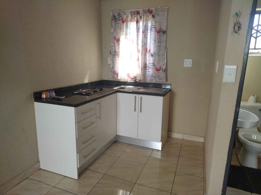 5 Bedroom Property for Sale in Mabopane Gauteng