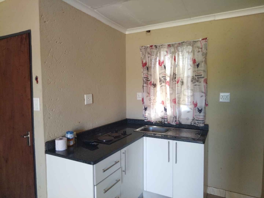 5 Bedroom Property for Sale in Mabopane Gauteng