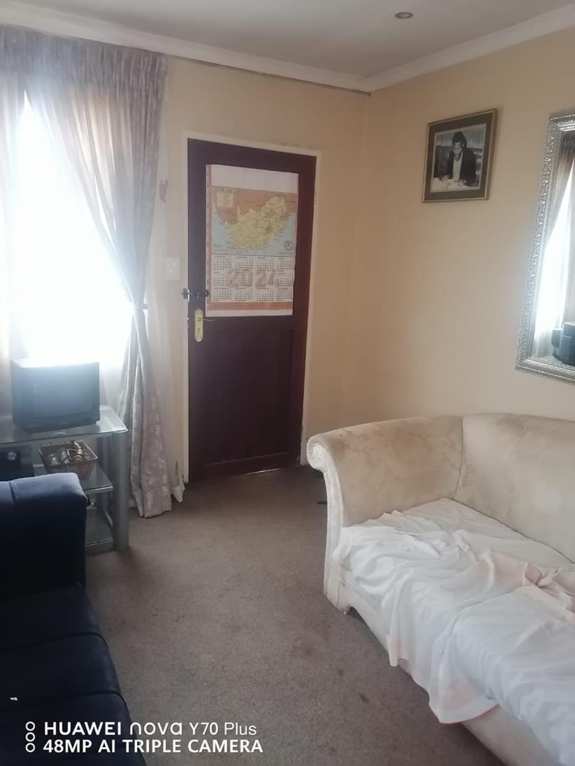 2 Bedroom Property for Sale in Tembisa Gauteng