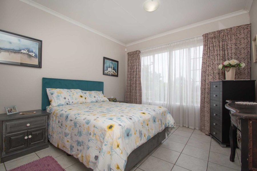 2 Bedroom Property for Sale in Honeydew Ridge Gauteng