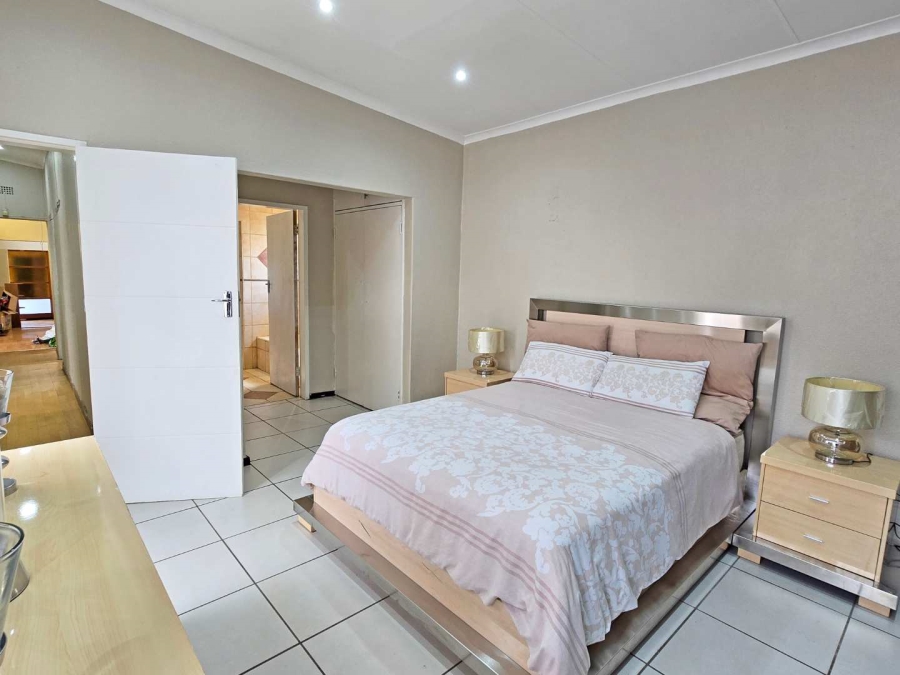 3 Bedroom Property for Sale in Brackenhurst Gauteng