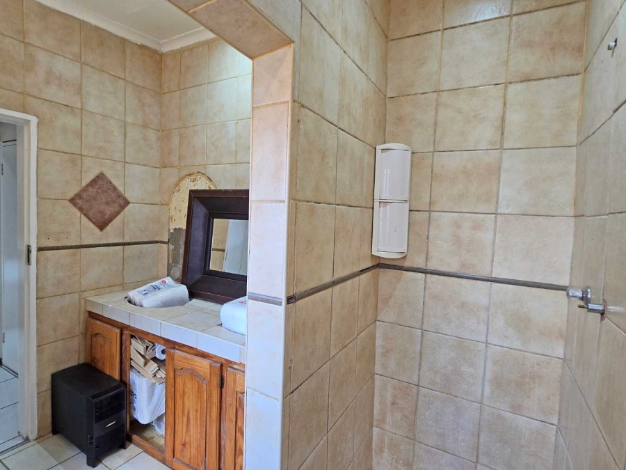 3 Bedroom Property for Sale in Brackenhurst Gauteng