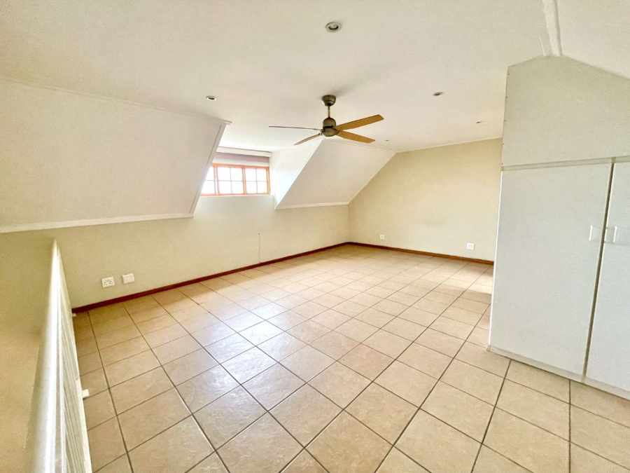 1 Bedroom Property for Sale in Boardwalk Gauteng