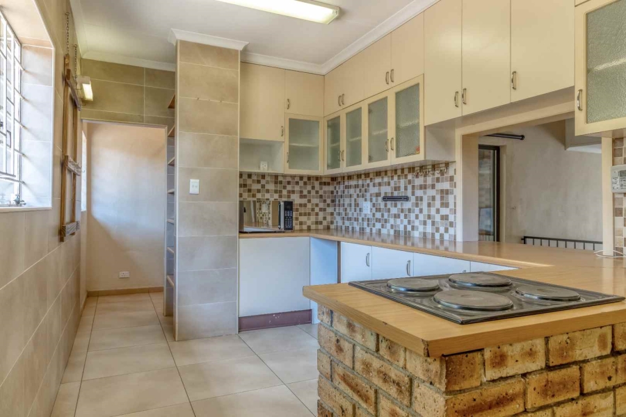 To Let 3 Bedroom Property for Rent in Oakdene Gauteng