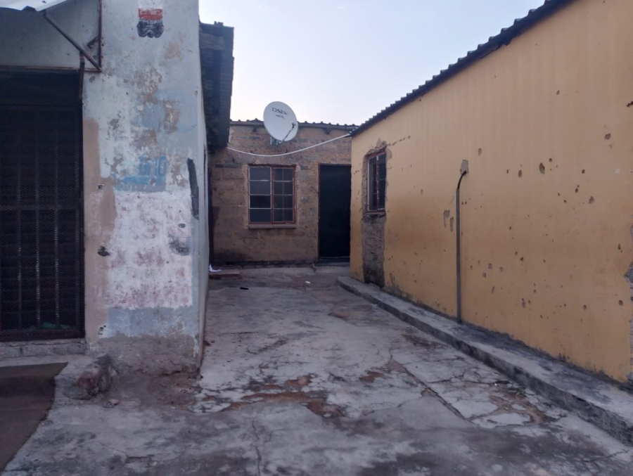 2 Bedroom Property for Sale in Tembisa Gauteng