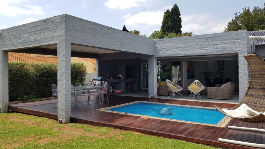 4 Bedroom Property for Sale in Hurlingham Manor Gauteng