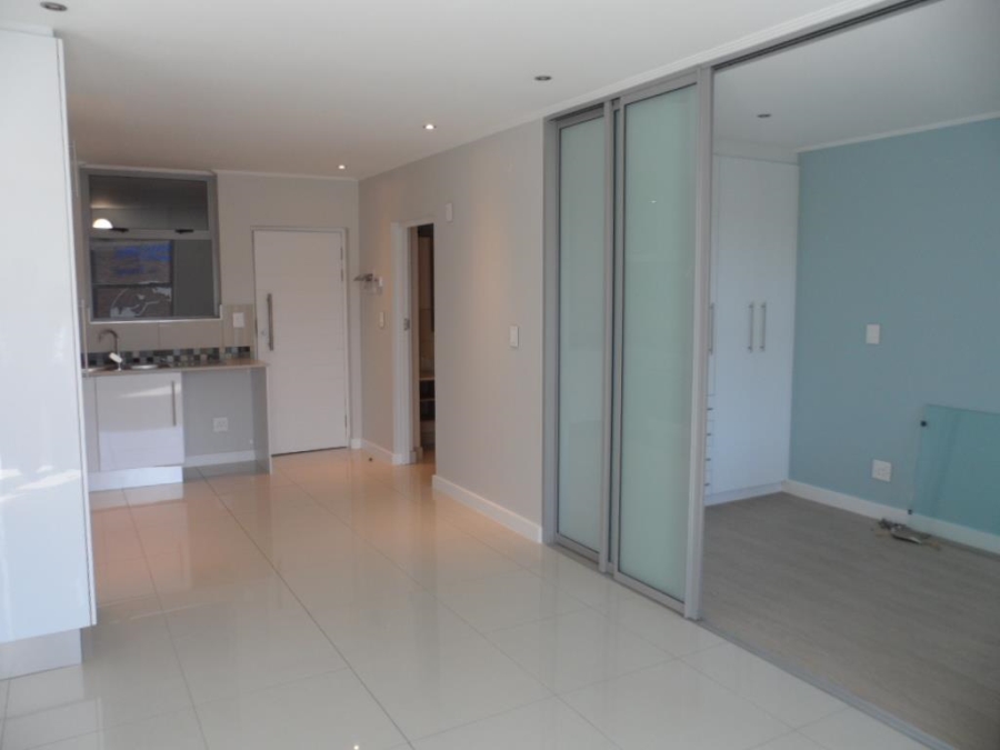 To Let 1 Bedroom Property for Rent in Rosebank Gauteng