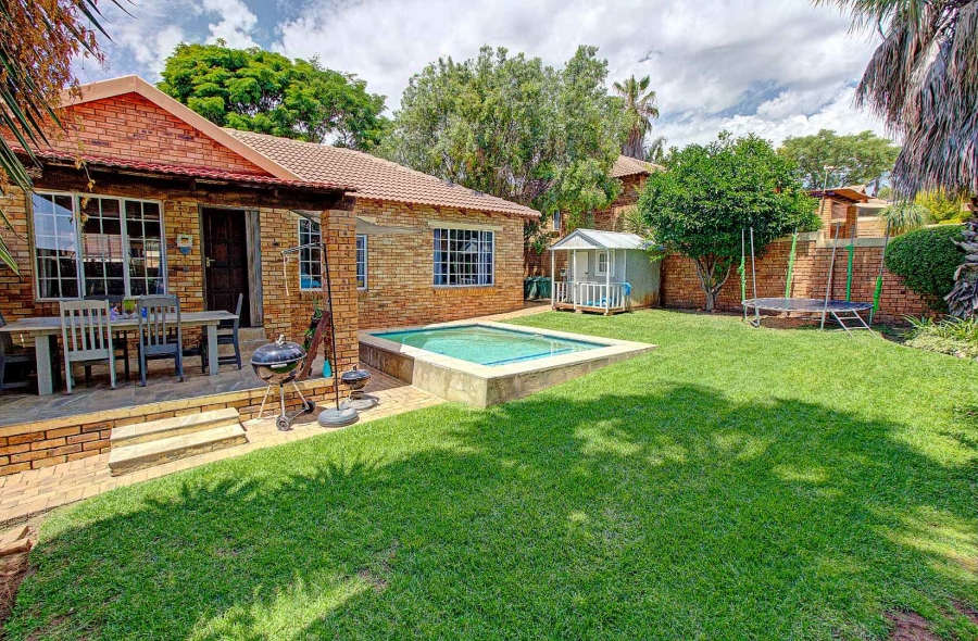 3 Bedroom Property for Sale in North Riding Gauteng