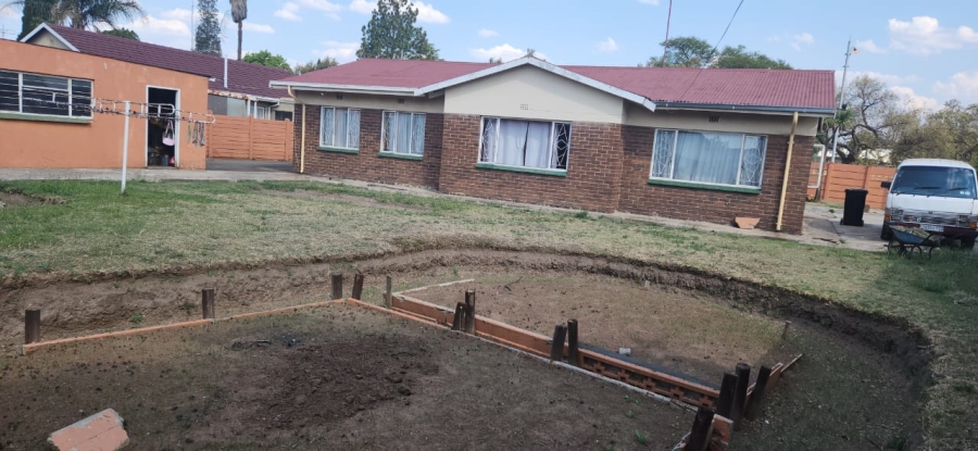 3 Bedroom Property for Sale in Dal Fouche Gauteng