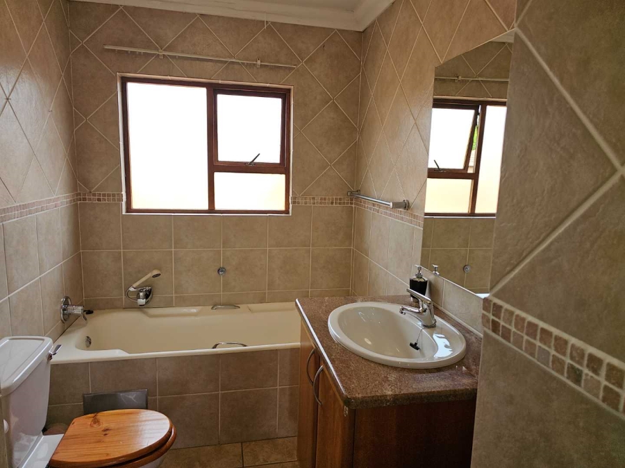 To Let 3 Bedroom Property for Rent in Six Fountains Residential Estate Gauteng