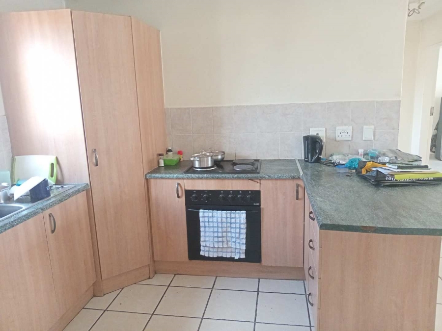 To Let 2 Bedroom Property for Rent in Noordwyk Gauteng