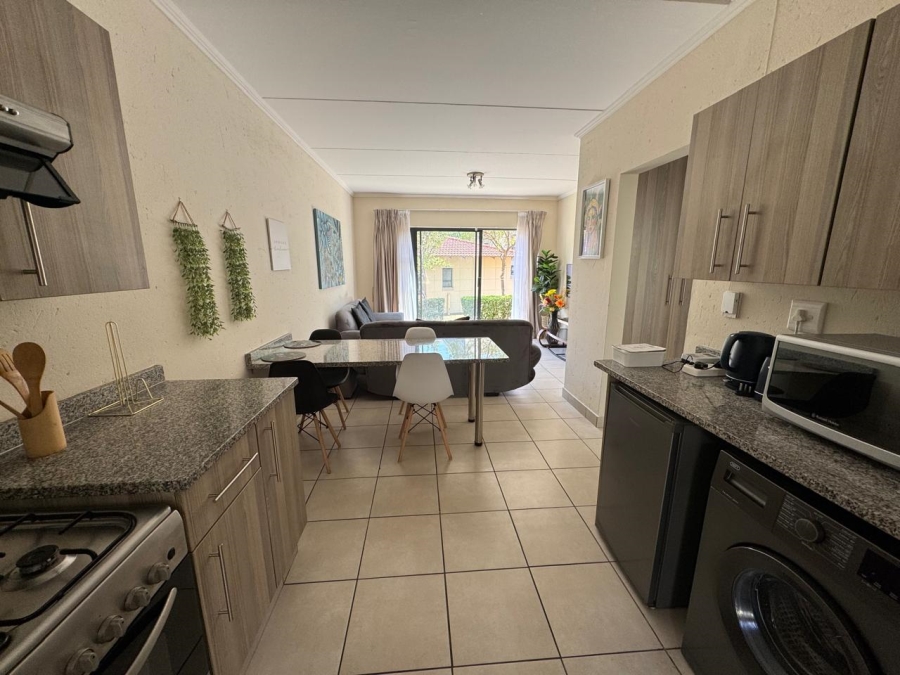 To Let 1 Bedroom Property for Rent in Beverley Gauteng