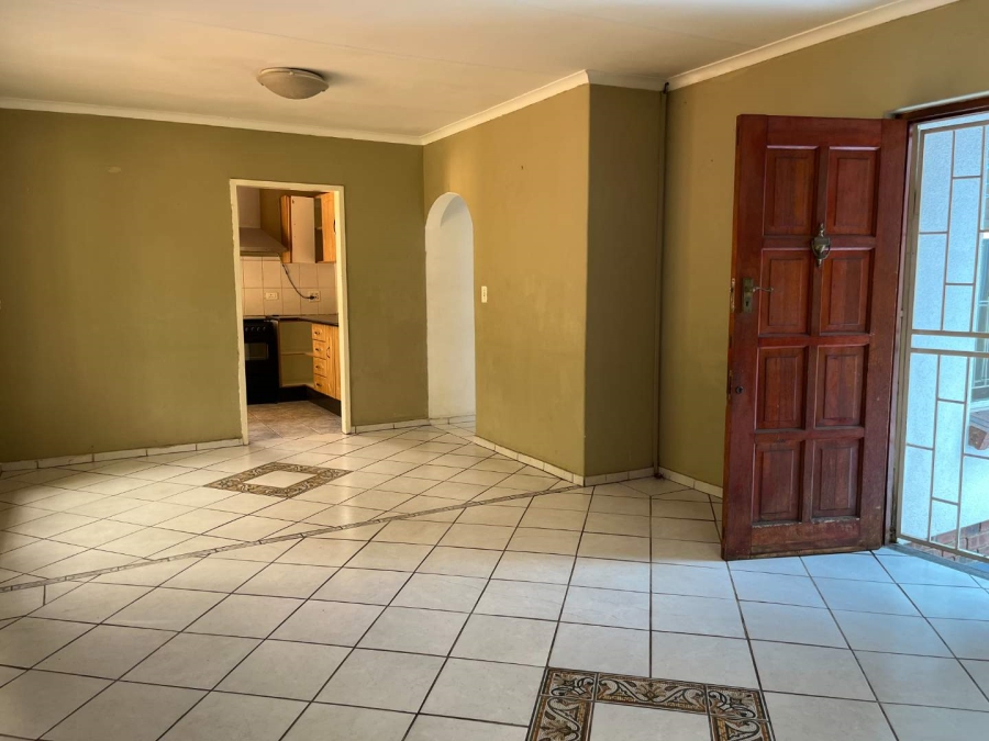 To Let 3 Bedroom Property for Rent in Weltevreden Park Gauteng