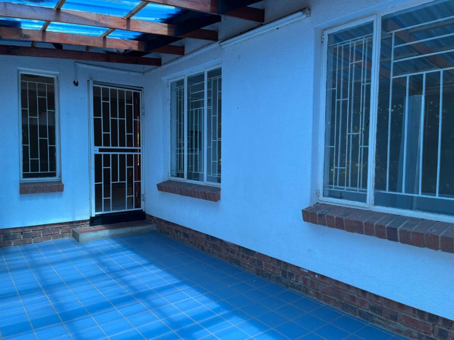 To Let 3 Bedroom Property for Rent in Weltevreden Park Gauteng