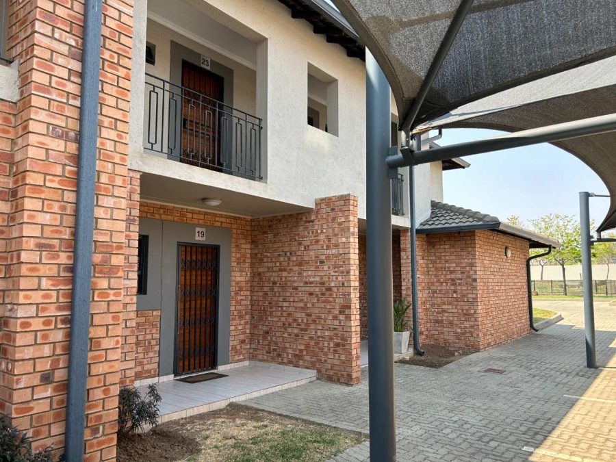 To Let 2 Bedroom Property for Rent in Blue Hills Gauteng