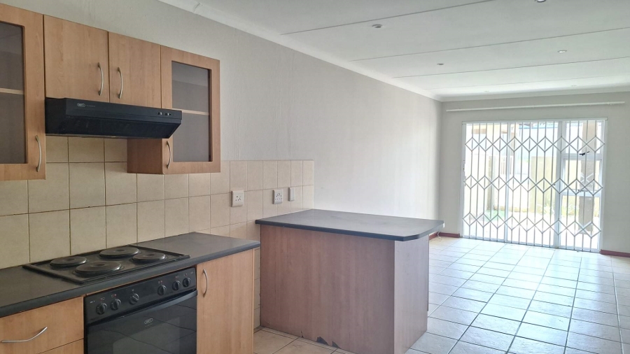 To Let 2 Bedroom Property for Rent in Ferndale Gauteng