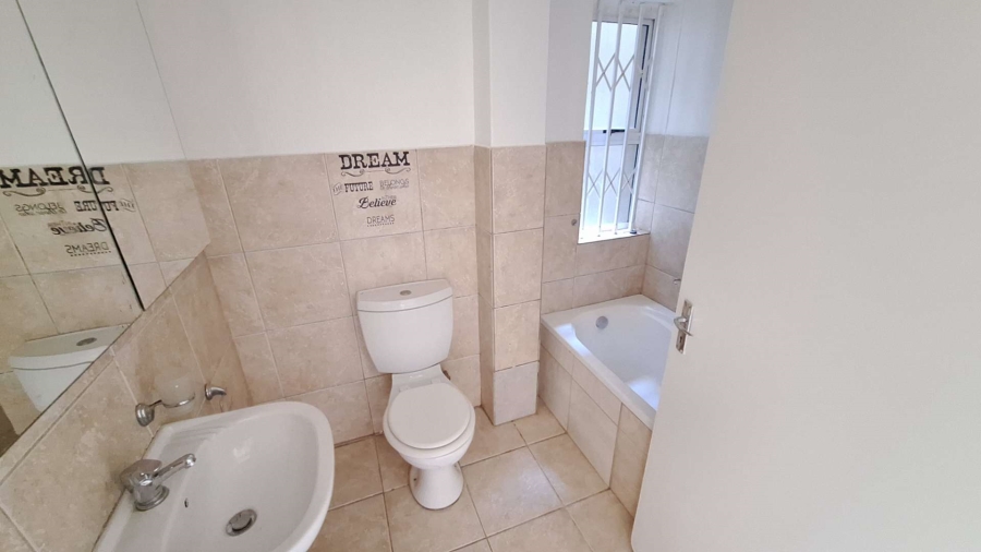 To Let 2 Bedroom Property for Rent in Ferndale Gauteng