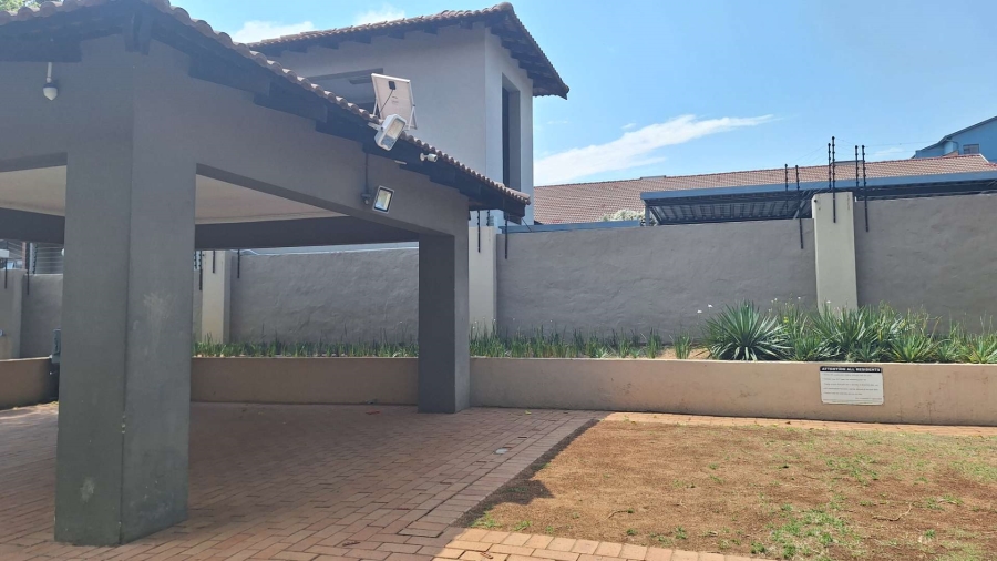 To Let 2 Bedroom Property for Rent in Ferndale Gauteng